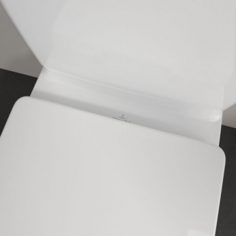 Villeroy & Boch O.novo Close Coupled Toilet with Push Button Cistern - Soft Close Seat