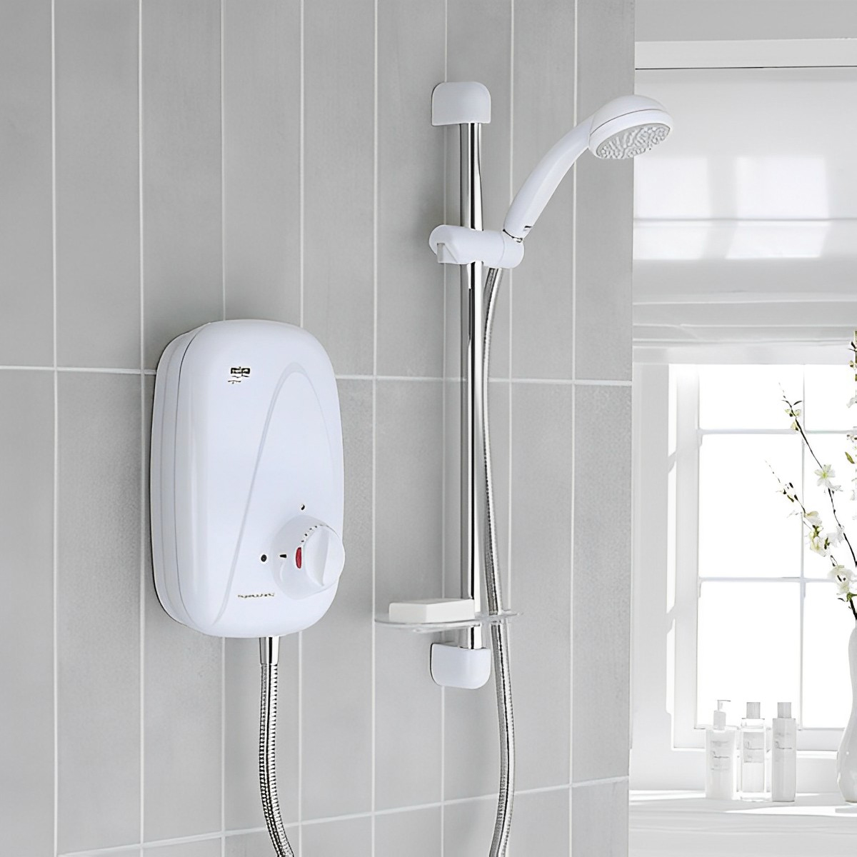 https://www.heatandplumb.com/images/products/o/mira-vigour-electric-shower-1-1532-353-3.jpg